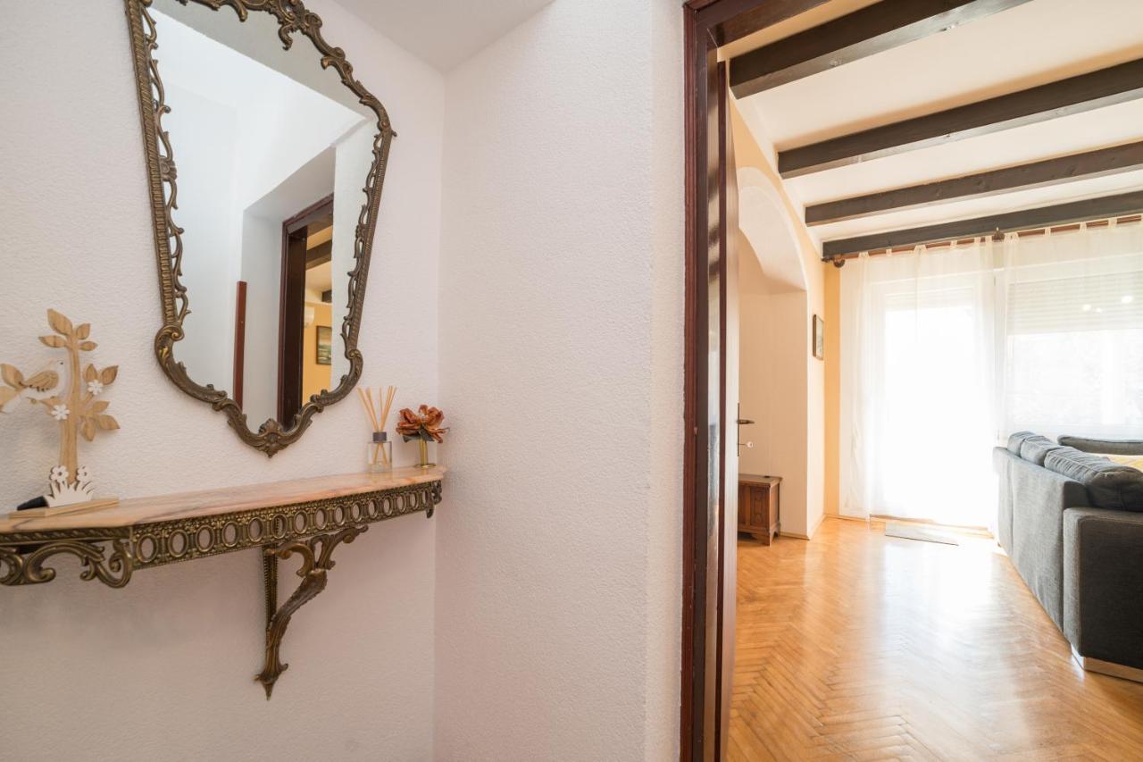 Red Karmenita Daire Umag Dış mekan fotoğraf